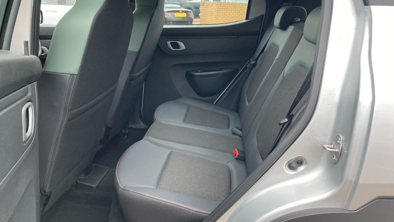 Dacia Spring 27kWh Extreme 65 48kW 5dr Auto Electric Hatchback